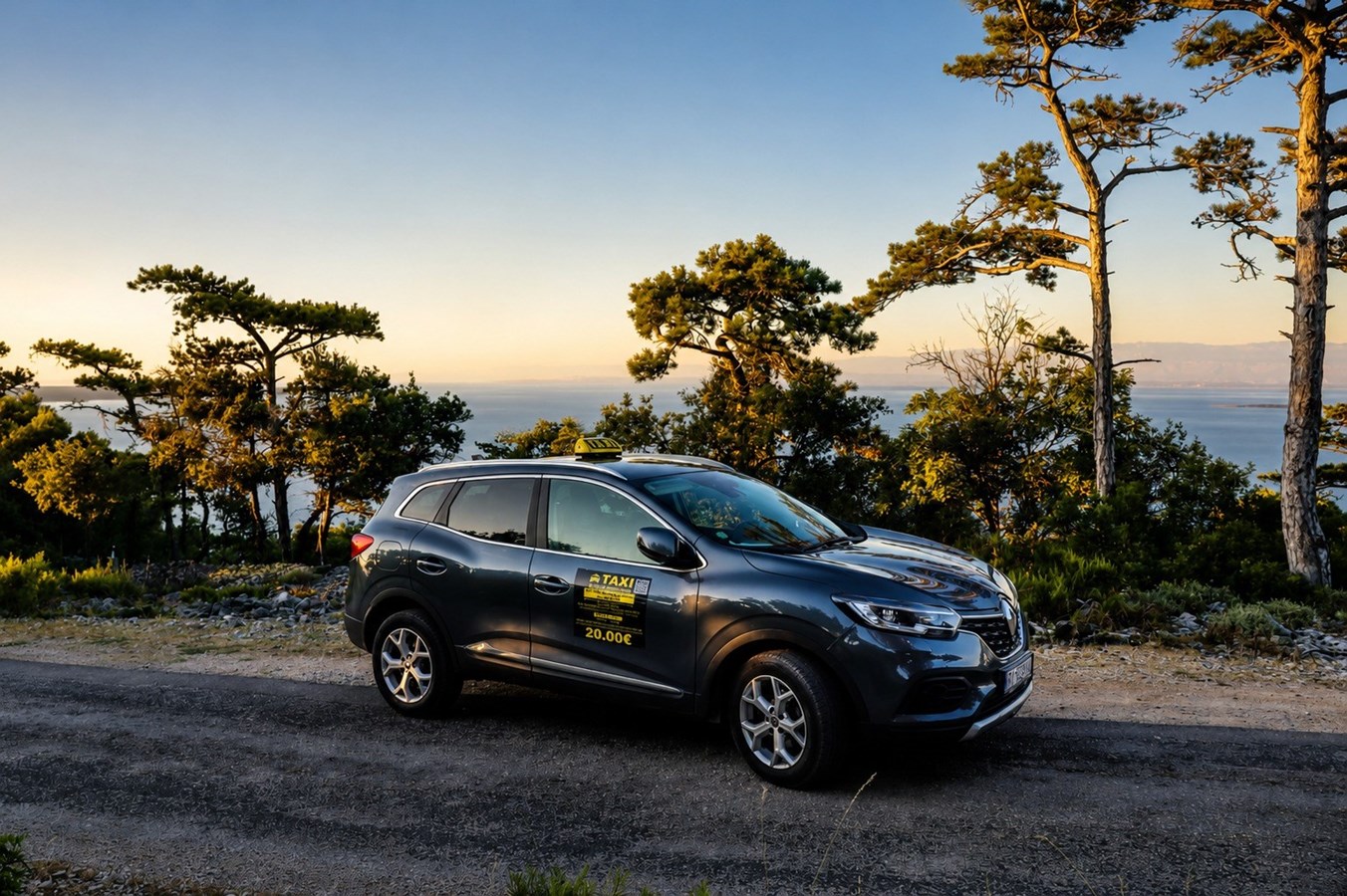 Crni Renault Kadjar — Taxi M&J